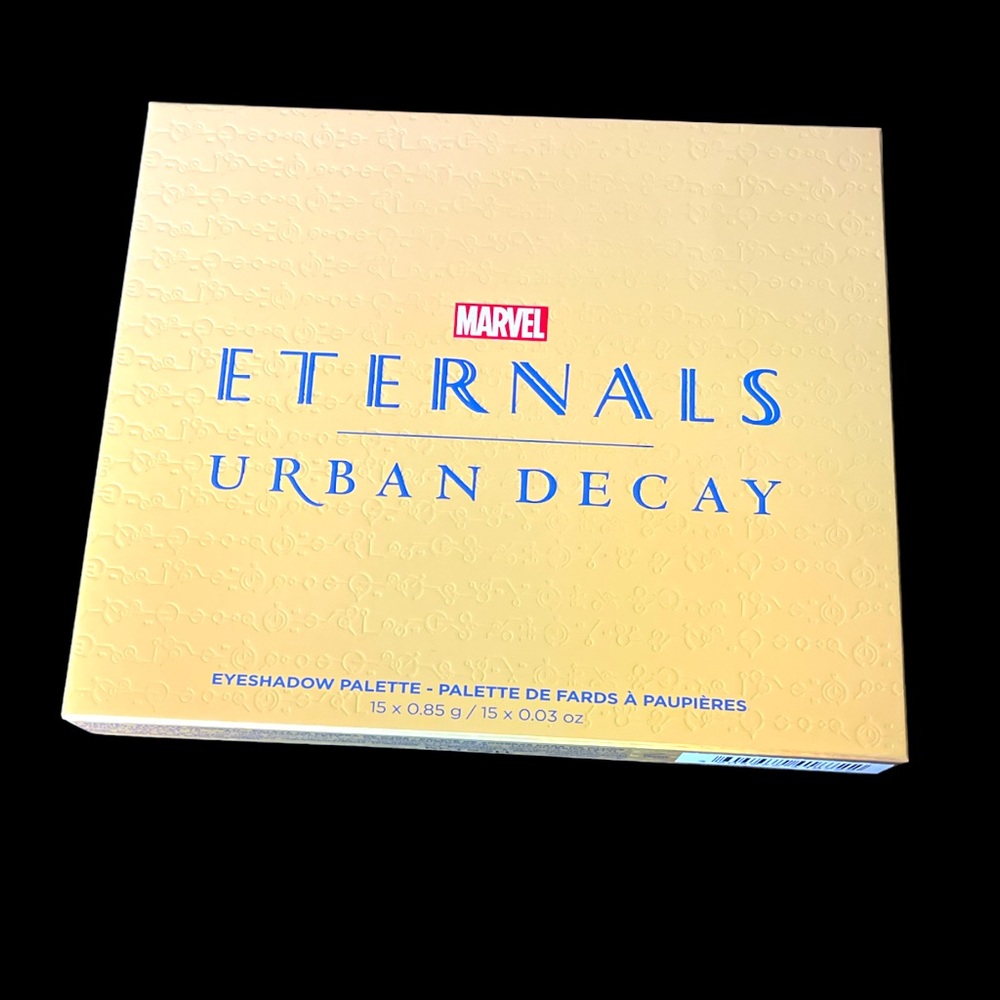 Urban Decay eye shadow pallet
